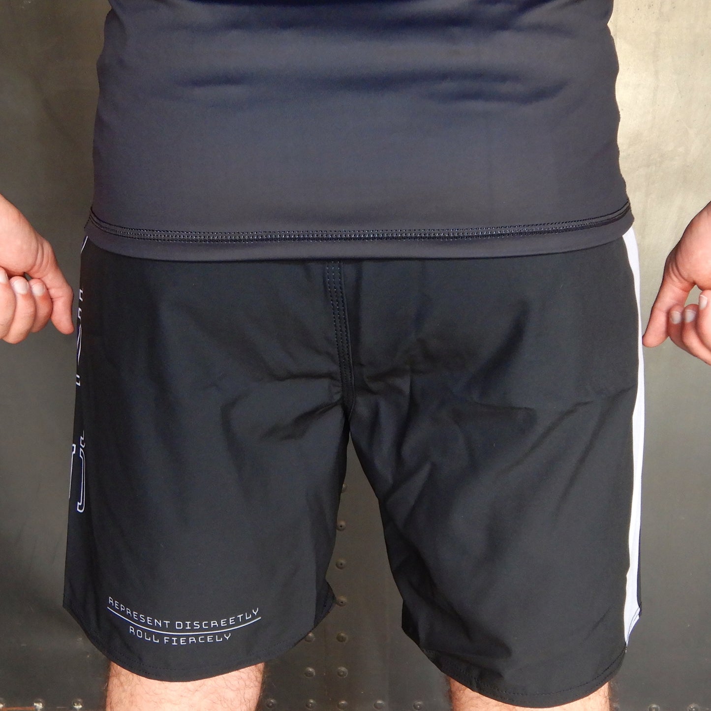 Crossbone 2.0 6" Inseam Hybrid Shorts